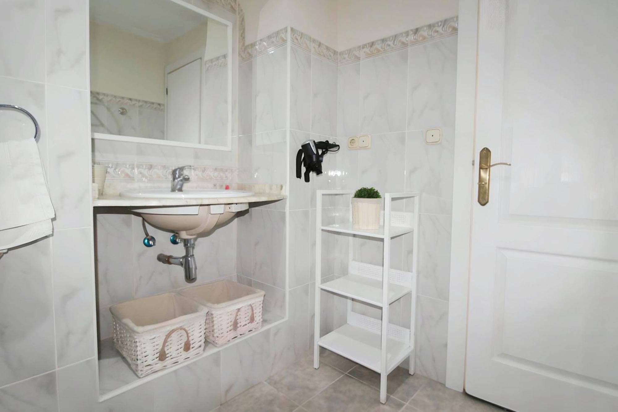 Apartamento Reformado Cerca De La Plaza Redonda Valensiya Dış mekan fotoğraf
