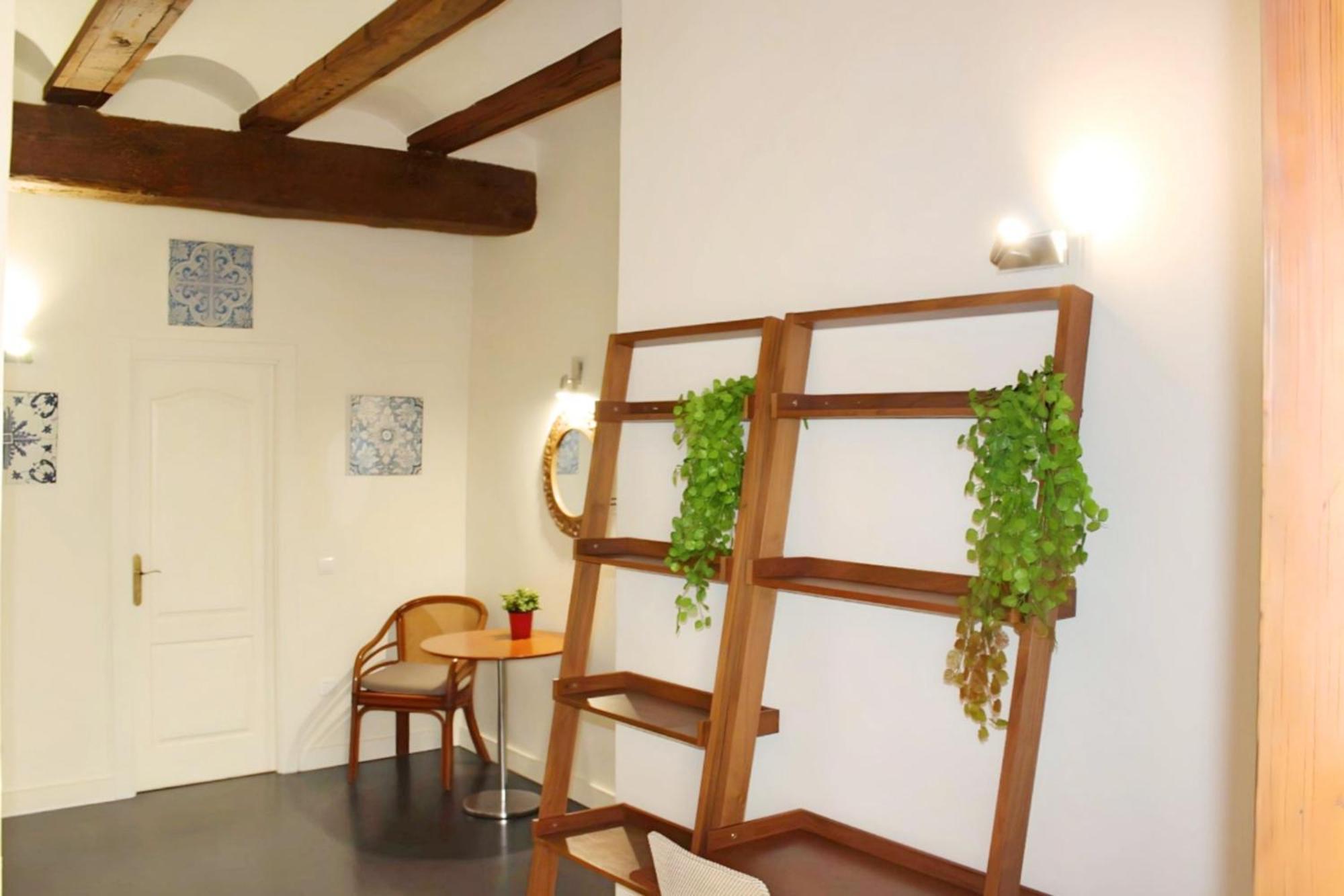 Apartamento Reformado Cerca De La Plaza Redonda Valensiya Dış mekan fotoğraf