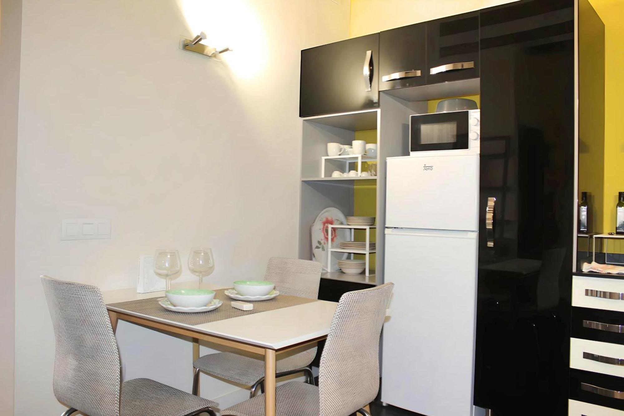 Apartamento Reformado Cerca De La Plaza Redonda Valensiya Dış mekan fotoğraf